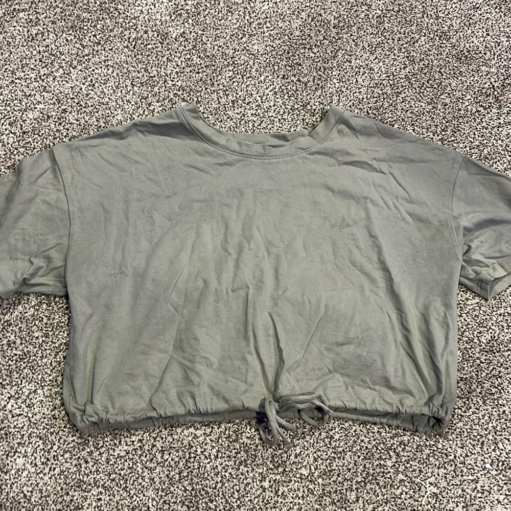 Green lounge t-shirt